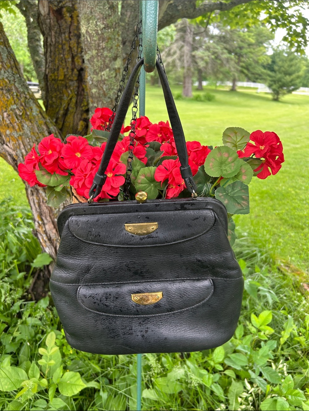 Vintage Classic Black Leather Top-Handle Women's Bag